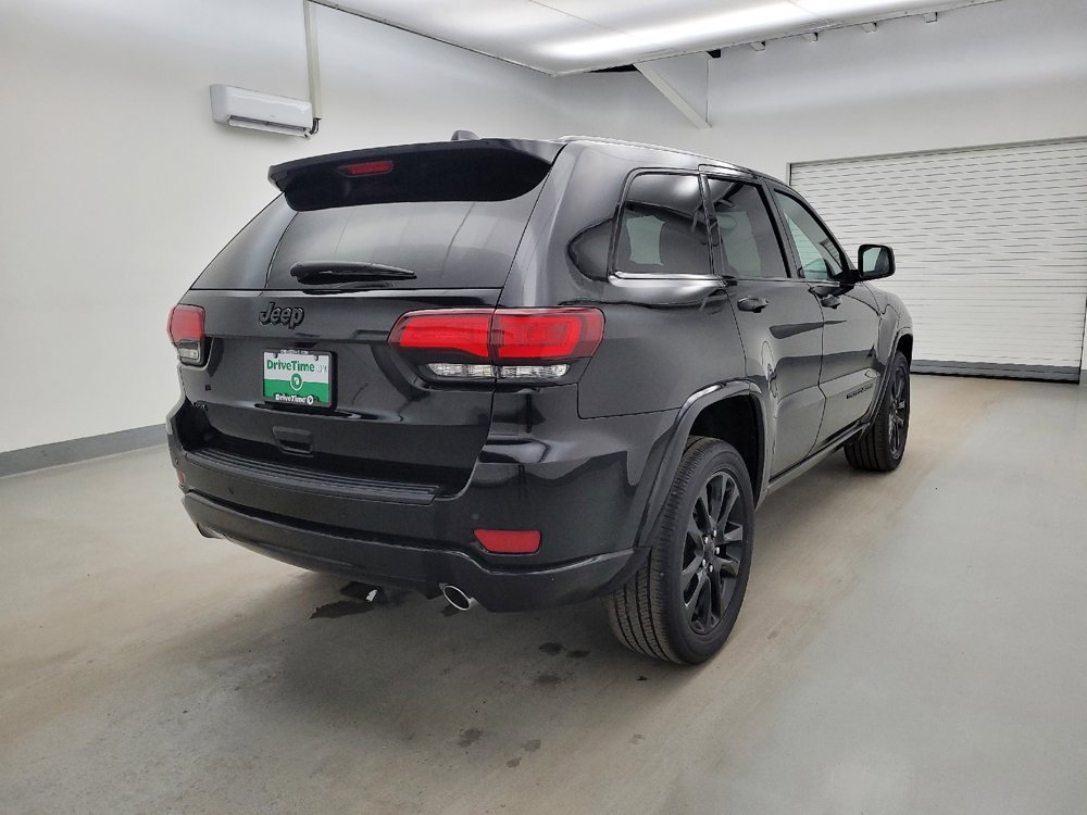 Used 2021 Jeep Grand Cherokee Laredo X image 9
