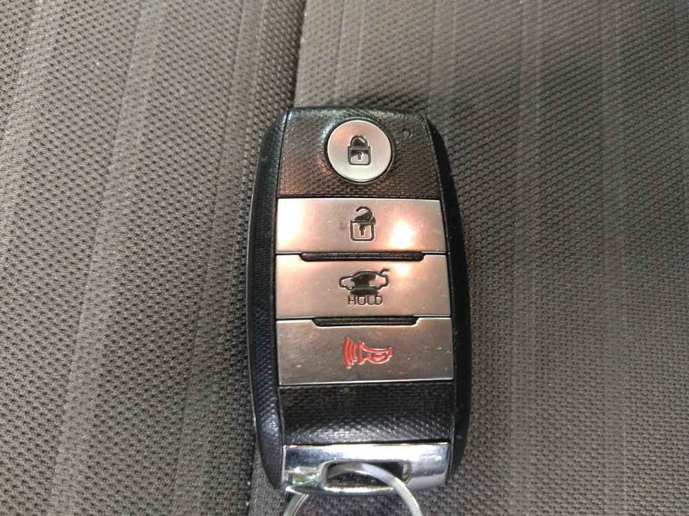 Used 2017 Kia Forte S w/ S Technology Package image 32