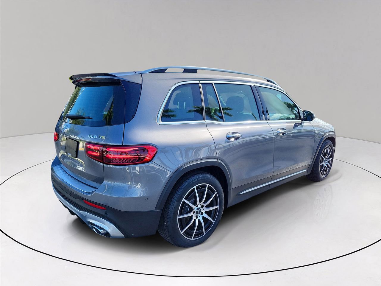 New 2025 Mercedes-Benz GLB 35 AMG 4MATIC image 6