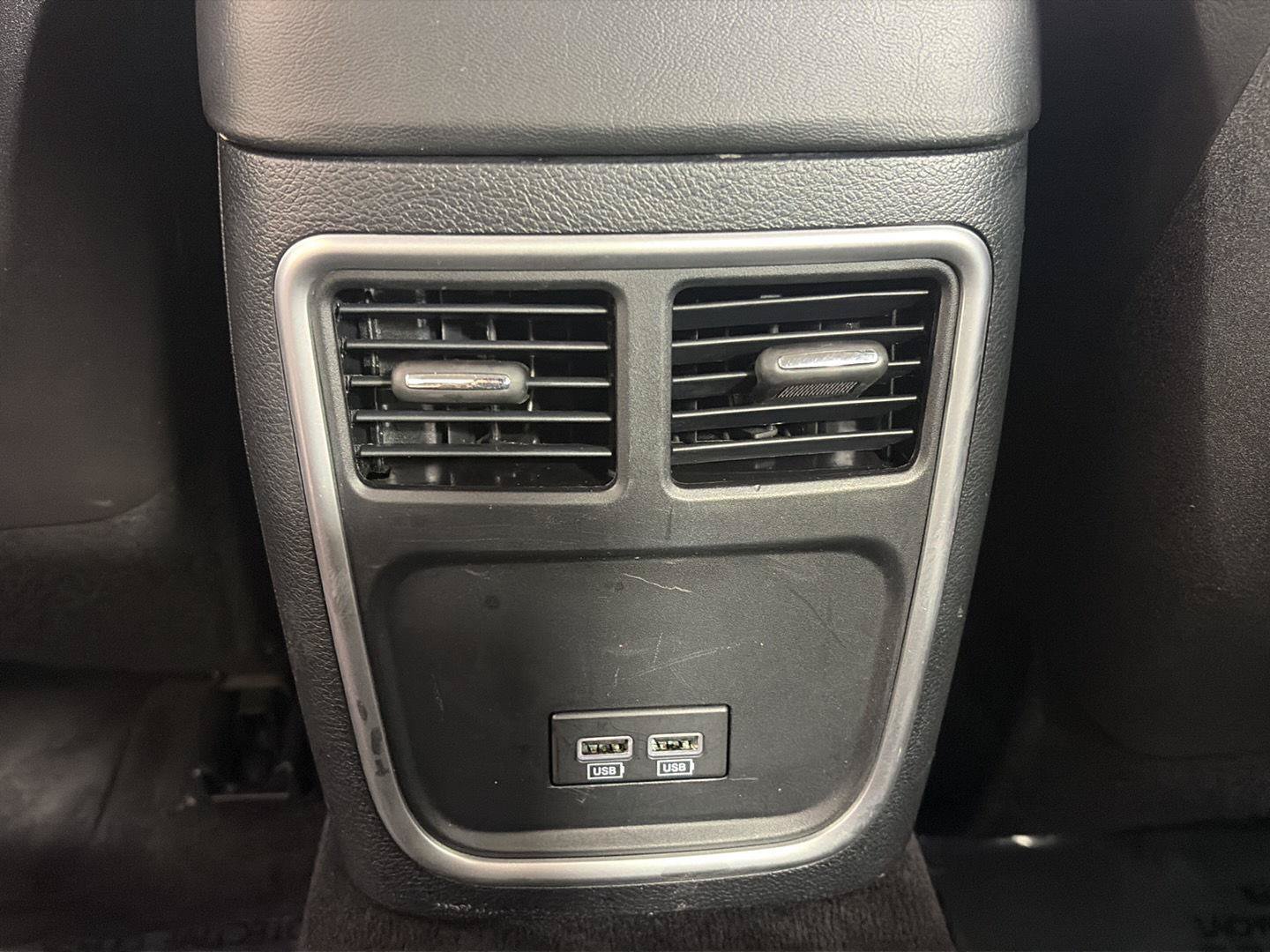 Used 2017 Chrysler 300 Limited AWD/4WD image 22