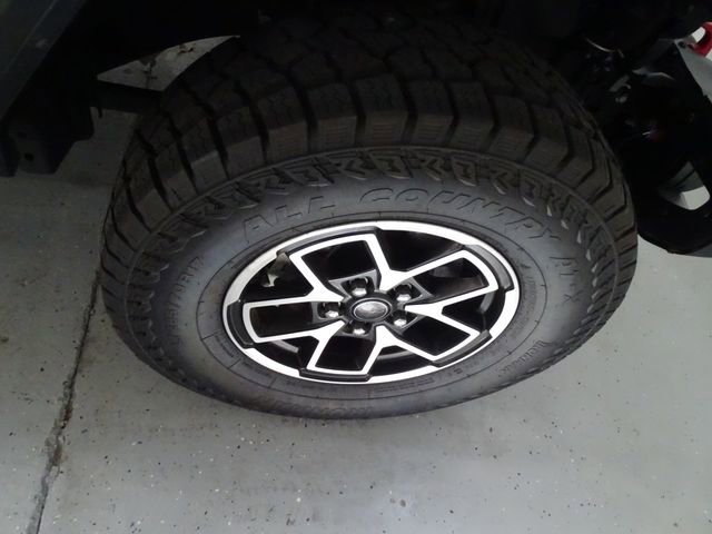 Certified 2024 Jeep Wrangler Unlimited Rubicon w/ Capability Package image 29