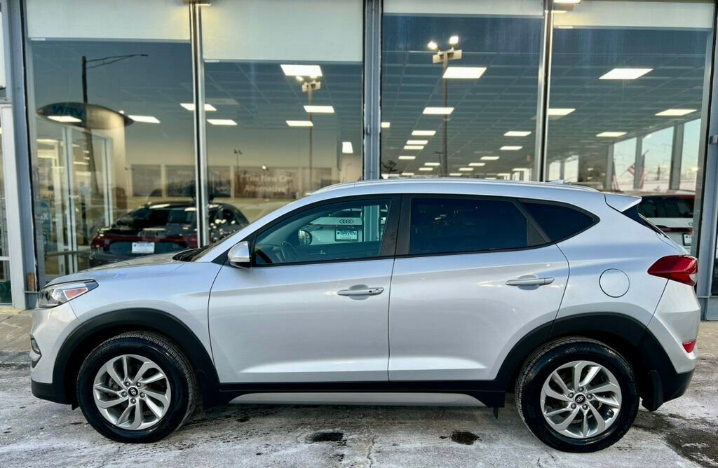 Used 2017 Hyundai Tucson SE Plus image 2
