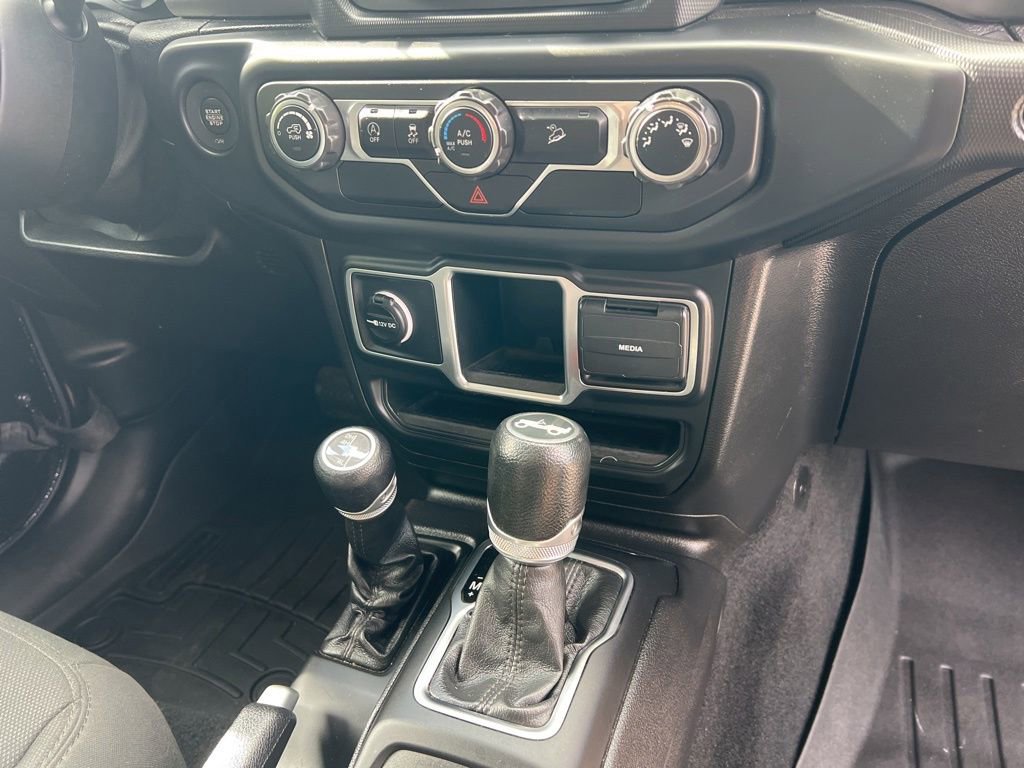 Certified 2018 Jeep Wrangler Sport AWD/4WD image 46