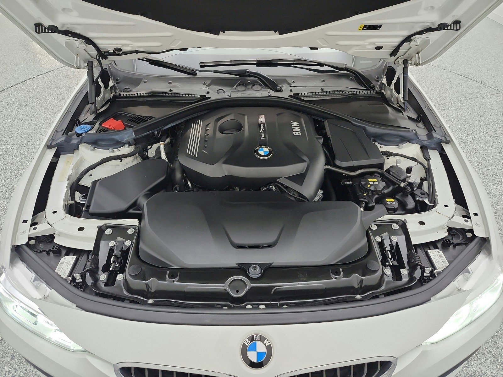 Used 2018 BMW 330i Sedan image 16