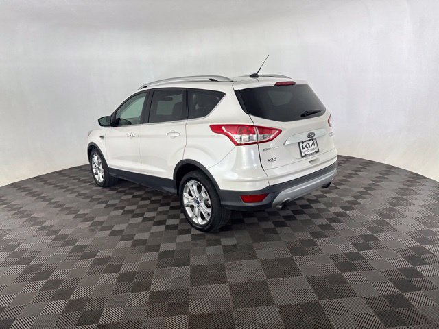Used 2016 Ford Escape Titanium w/ Equipment Group 301A AWD/4WD image 9
