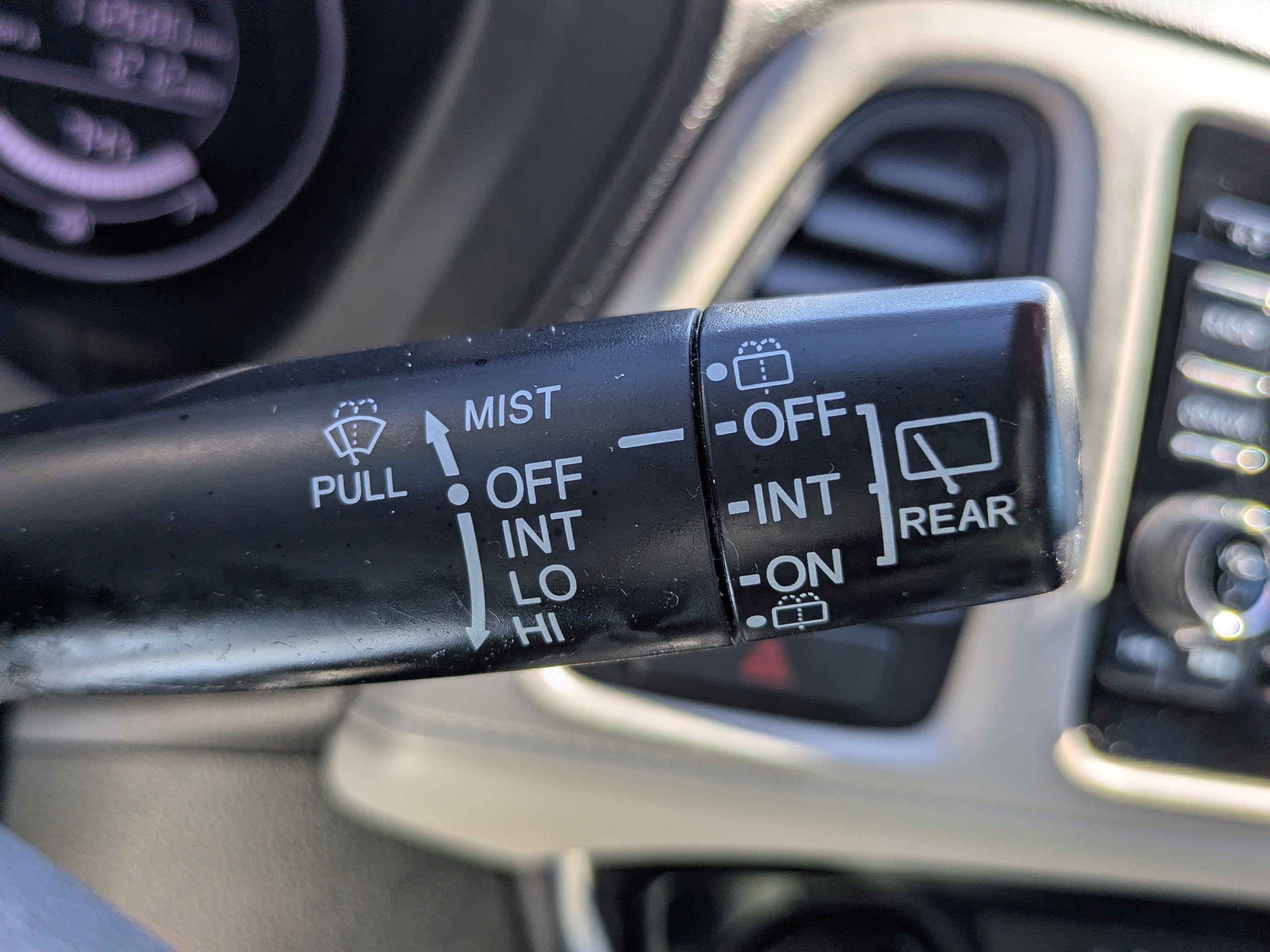 Used 2017 Honda HR-V LX image 31