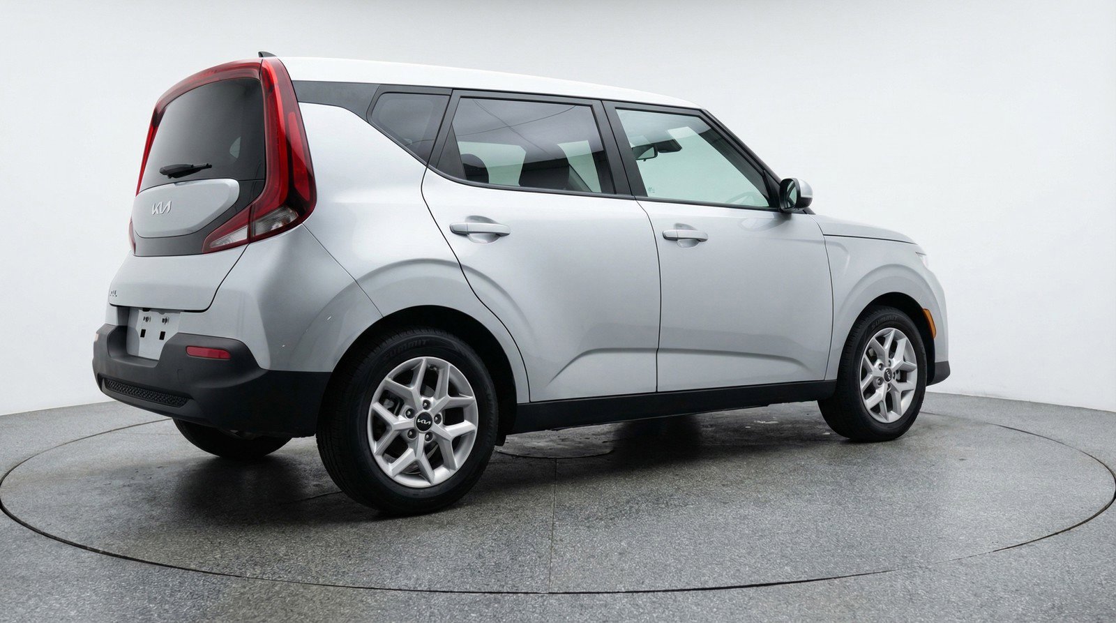 Used 2025 Kia Soul LX w/ LX Technology Package image 9