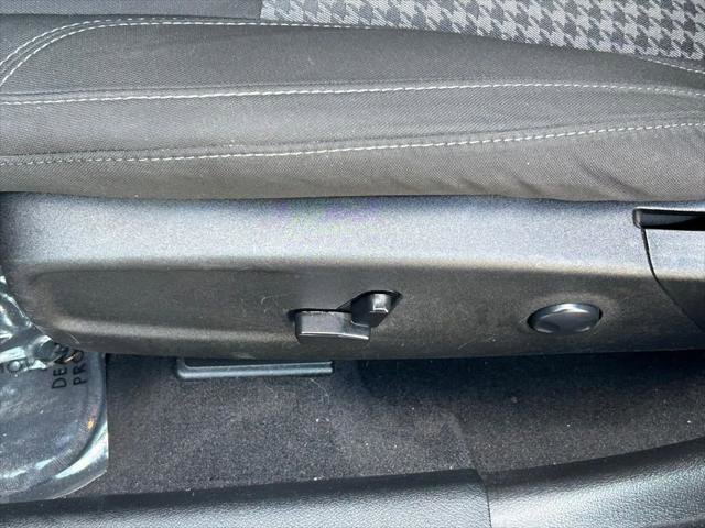 Certified 2023 Dodge Charger SXT image 15