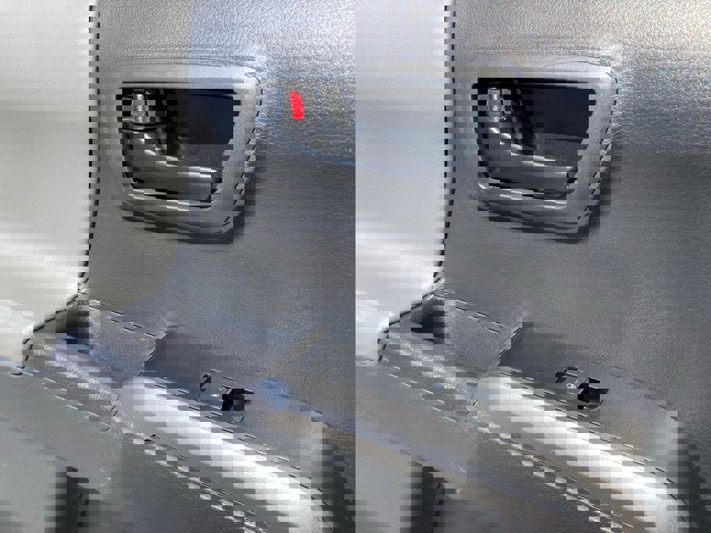 Certified 2023 Toyota Tacoma SR5 image 11