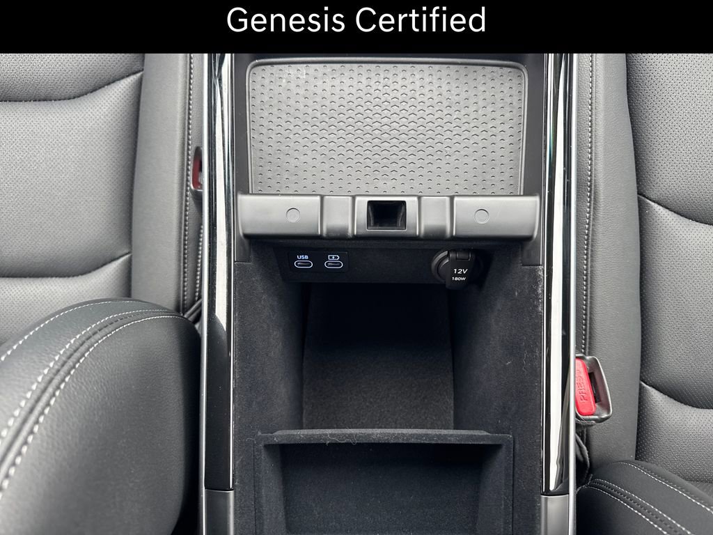 Certified 2026 Genesis GV70 2.5T AWD/4WD image 17