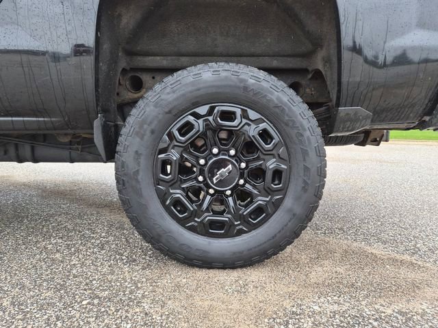 Used 2015 Chevrolet Silverado 2500 LTZ w/ Duramax Plus Package AWD/4WD image 9