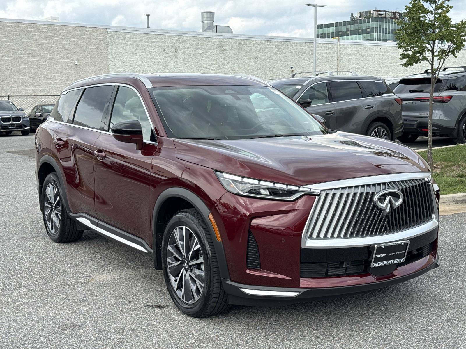 Used 2026 INFINITI QX60 Luxe w/ Cargo Package AWD/4WD image 6