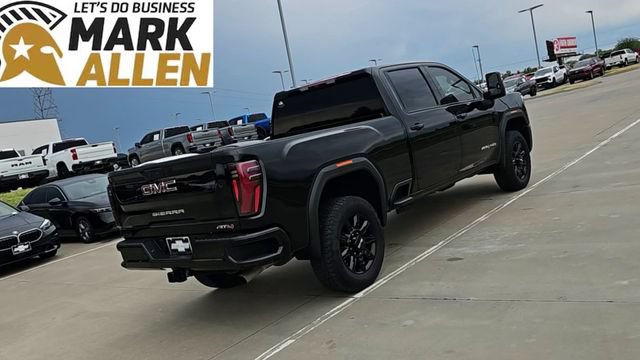 Used 2025 GMC Sierra 2500 AT4 AWD/4WD image 8