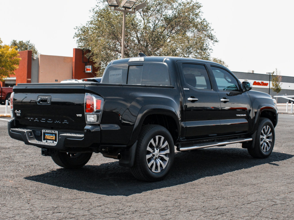 Used 2022 Toyota Tacoma Limited AWD/4WD image 5