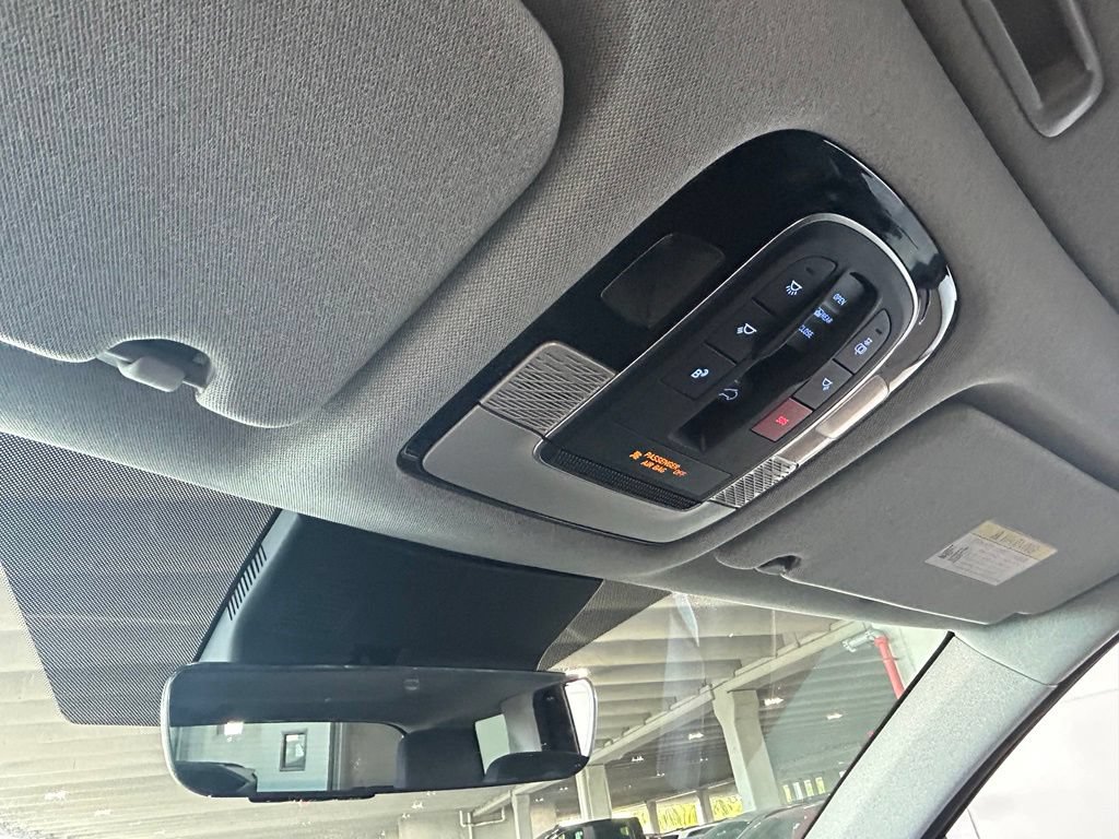 Used 2024 Hyundai Palisade Limited FWD image 34