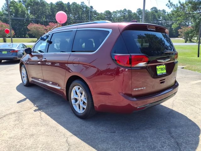 Used 2020 Chrysler Pacifica Limited w/ Advanced Safetytec Group FWD image 4