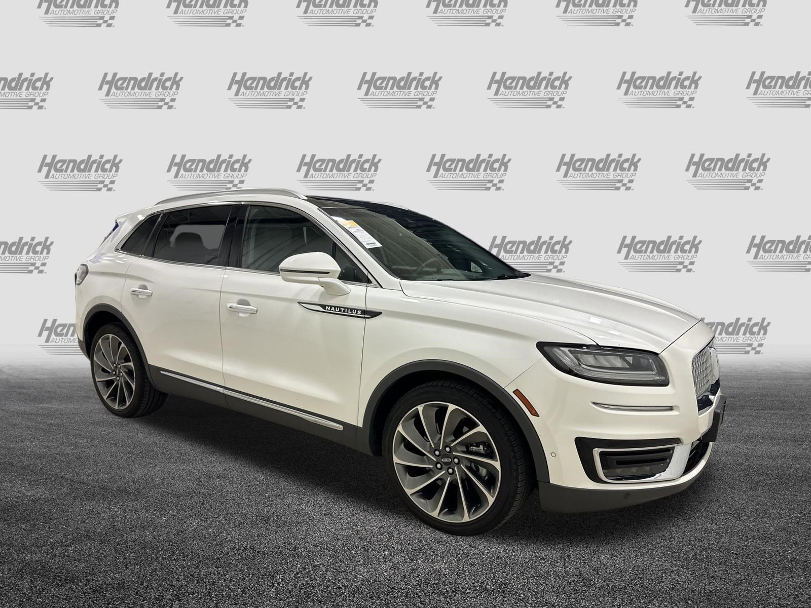 Used 2020 Lincoln Nautilus Reserve w/ Equipment Group 201A AWD/4WD image 2