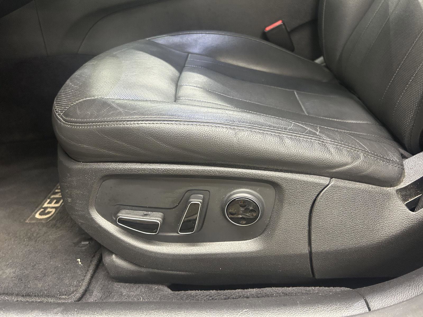 Used 2018 Genesis G80 3.8 image 19