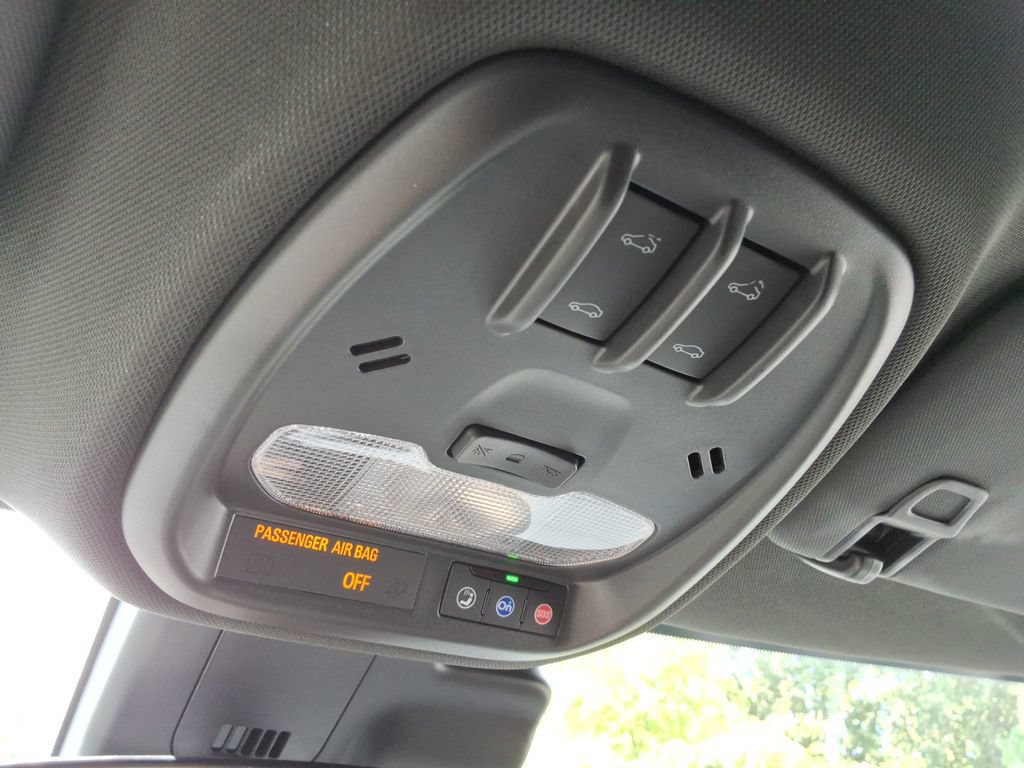 New 2026 Chevrolet Trax RS w/ Sunroof Package FWD image 34