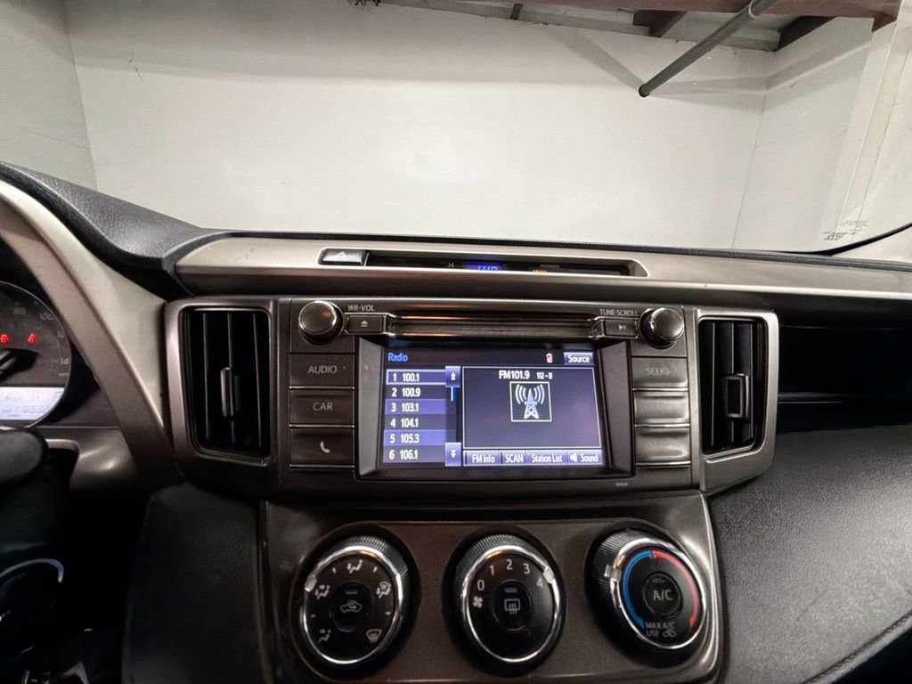 Used 2015 Toyota RAV4 LE image 13
