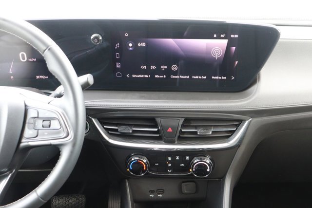 Used 2025 Buick Encore GX Preferred image 16