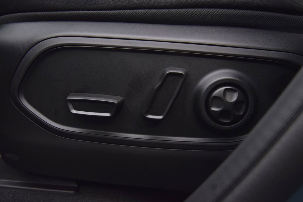 New 2026 Jeep Grand Cherokee L Limited image 30