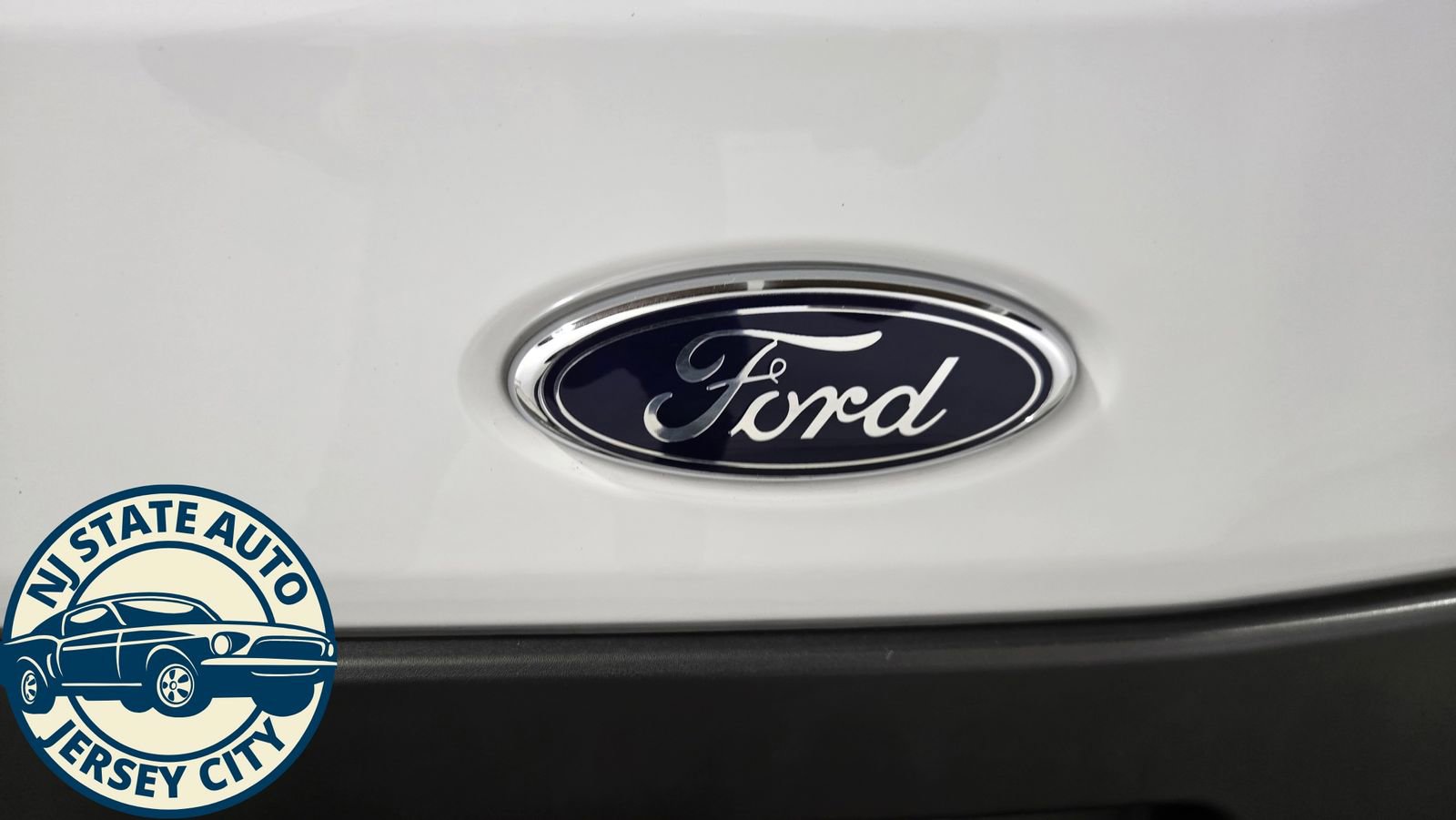 Used 2022 Ford Transit 250 Low Roof w/ Exterior Upgrade Package image 23