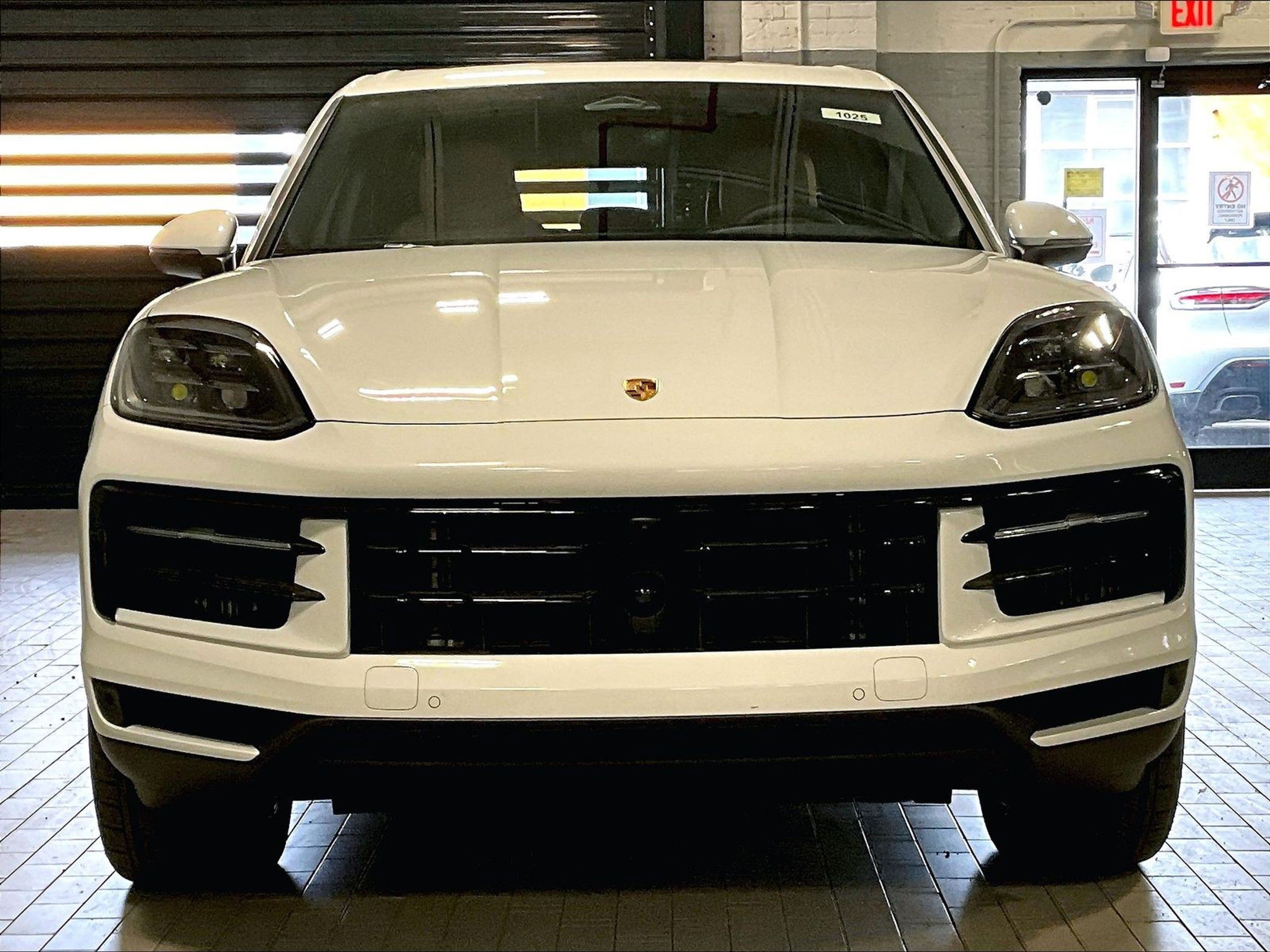 New 2026 Porsche Cayenne AWD/4WD image 22