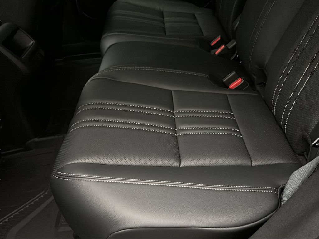 Certified 2024 Honda HR-V EX-L image 17