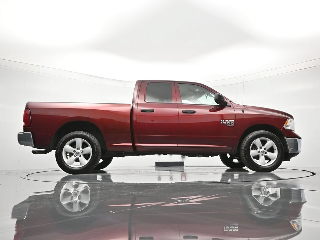 Used 2024 RAM 1500 Classic SLT AWD/4WD image 38