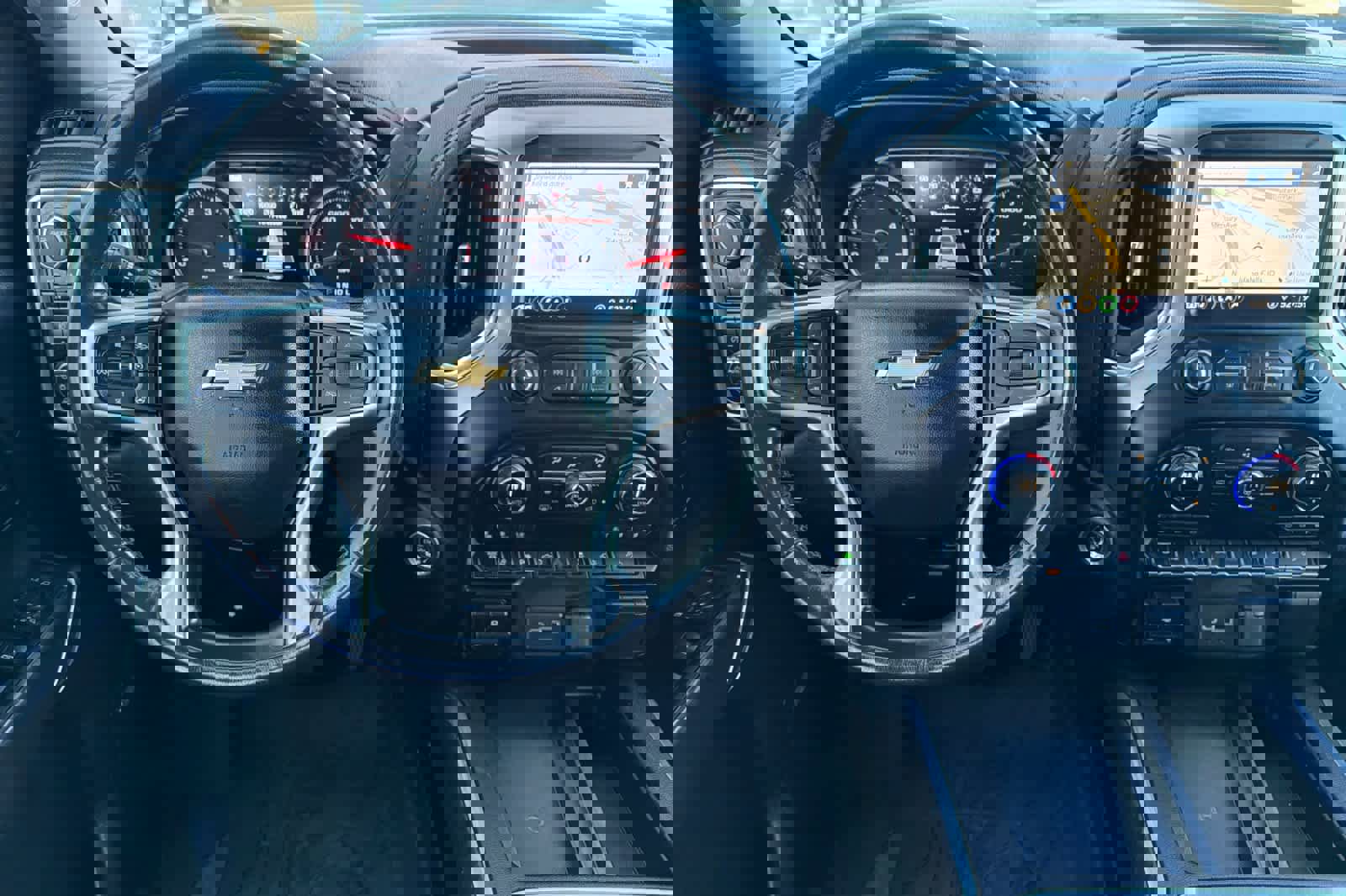 Used 2021 Chevrolet Silverado 3500 LTZ w/ LTZ Premium Package image 14