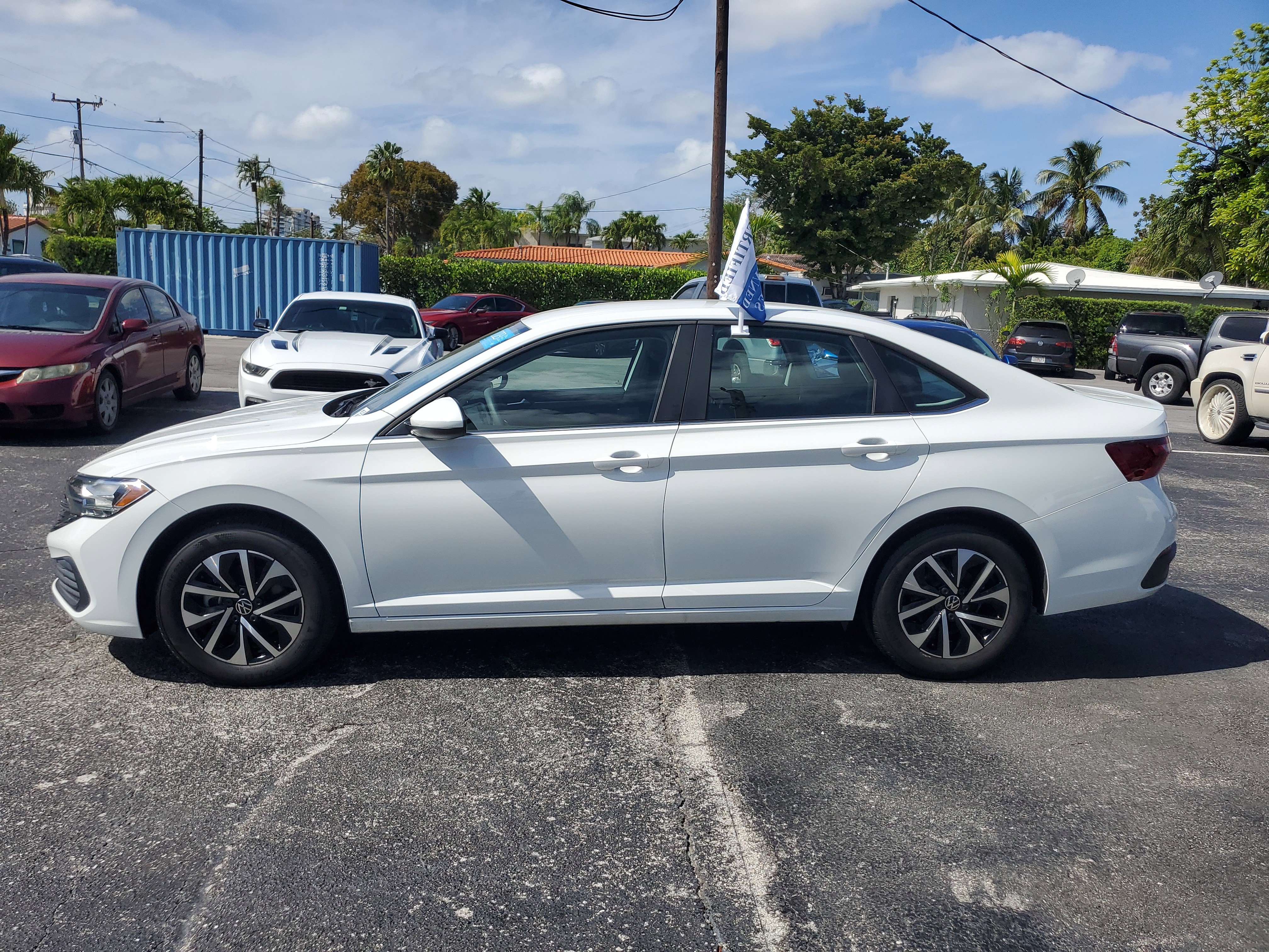 Certified 2023 Volkswagen Jetta S image 2