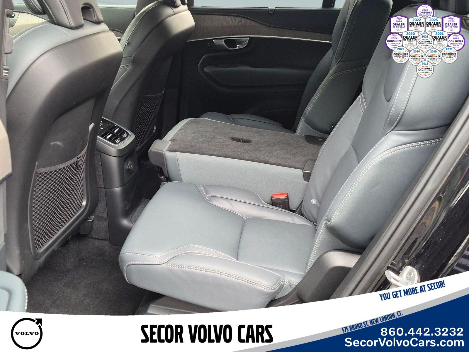 Used 2024 Volvo XC90 T8 Ultimate w/ Protection Package Premier AWD/4WD image 16