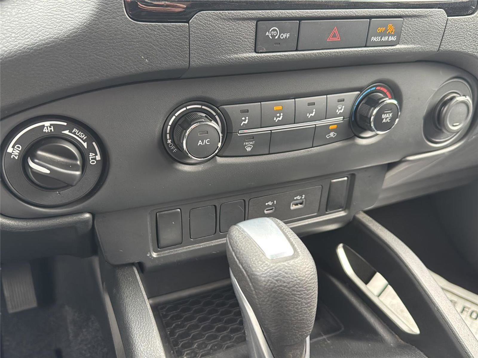 Used 2023 Nissan Frontier SV image 22