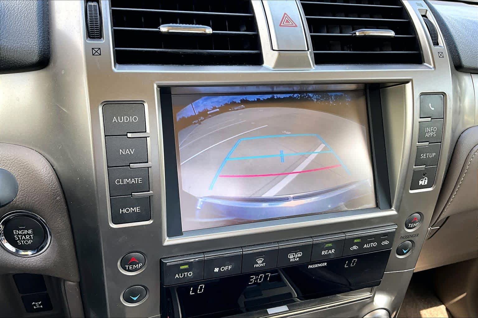 Used 2017 Lexus GX 460 Premium w/ Premium Package AWD/4WD image 27