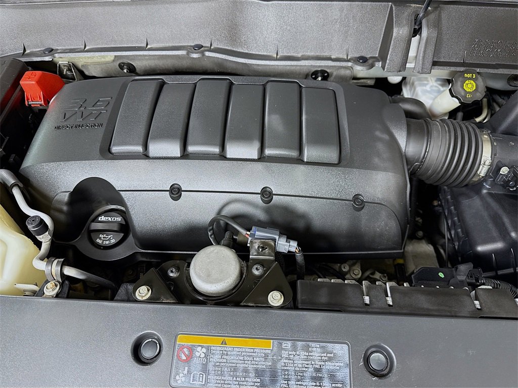 Used 2014 Chevrolet Traverse LT image 33