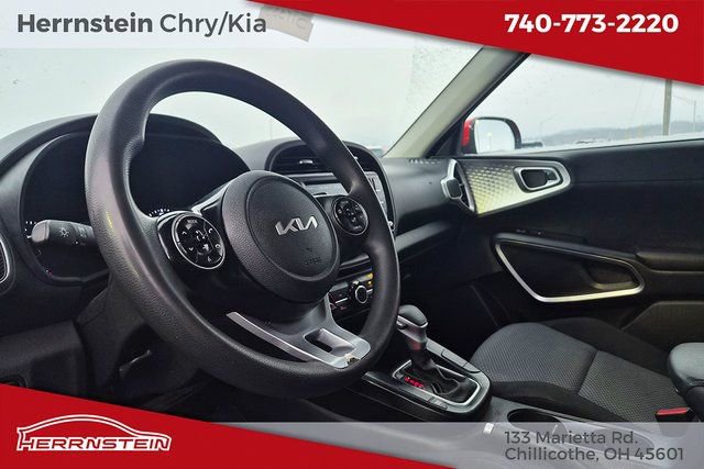 Used 2022 Kia Soul LX image 18