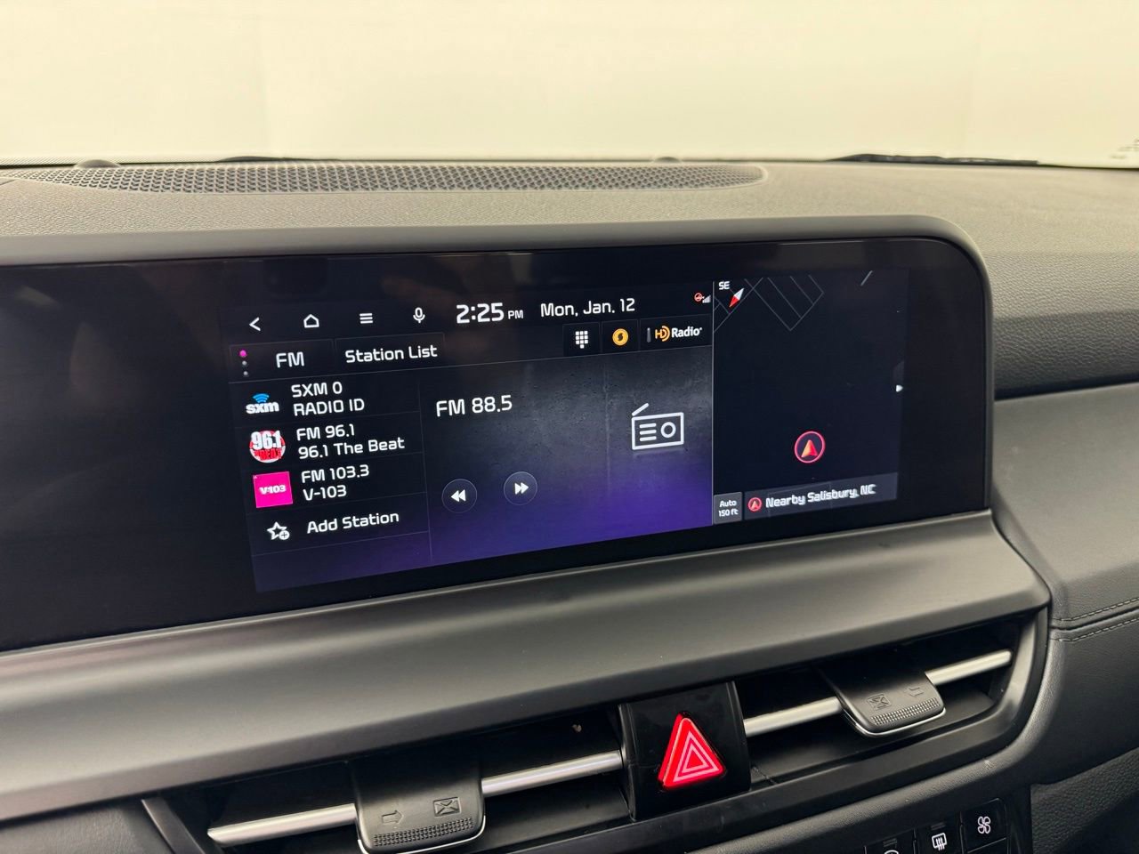 Used 2025 Kia Seltos EX image 14