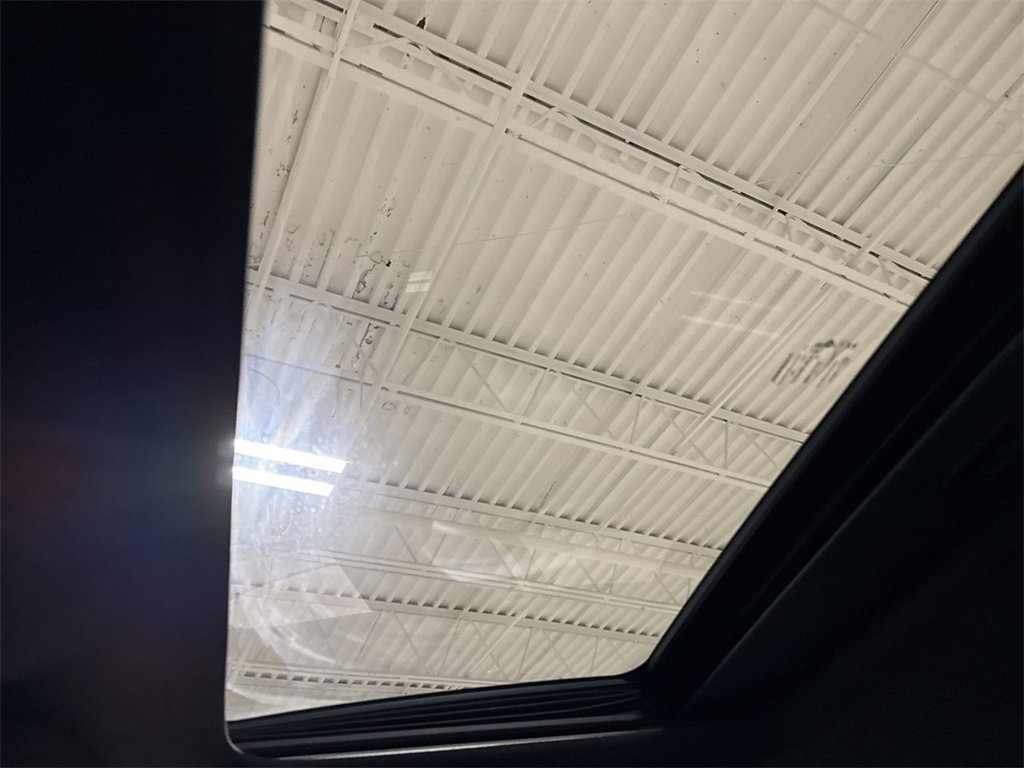 Used 2020 Dodge Durango R/T w/ Technology Group image 19