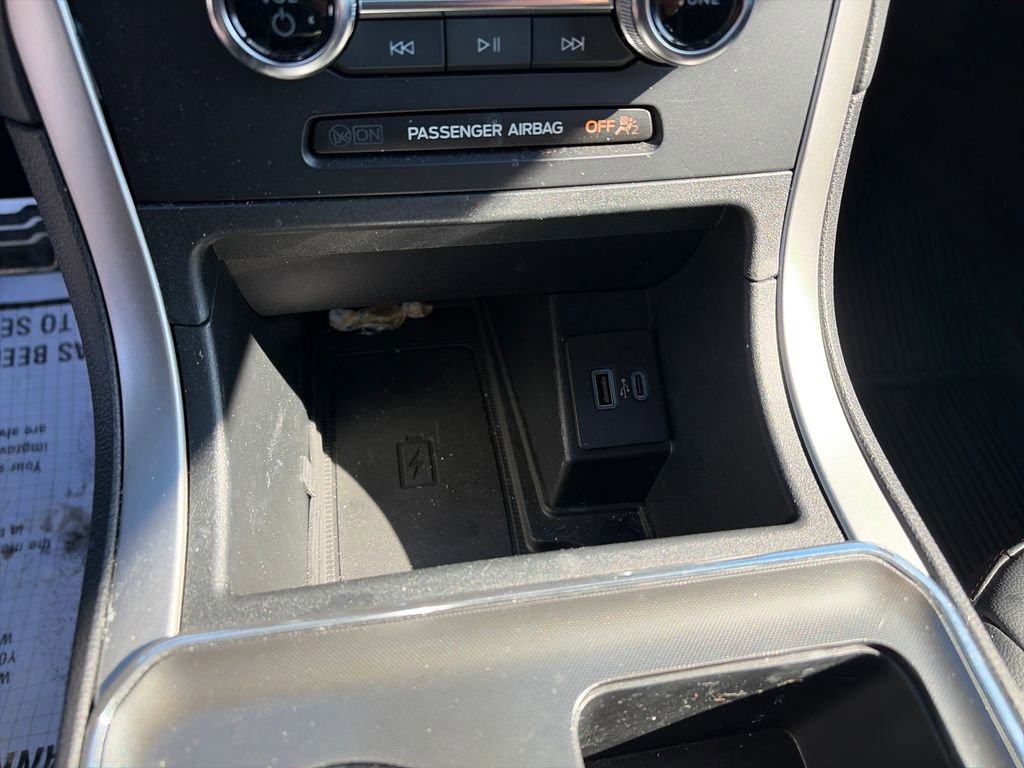 Used 2024 Ford Edge ST-Line AWD/4WD image 25