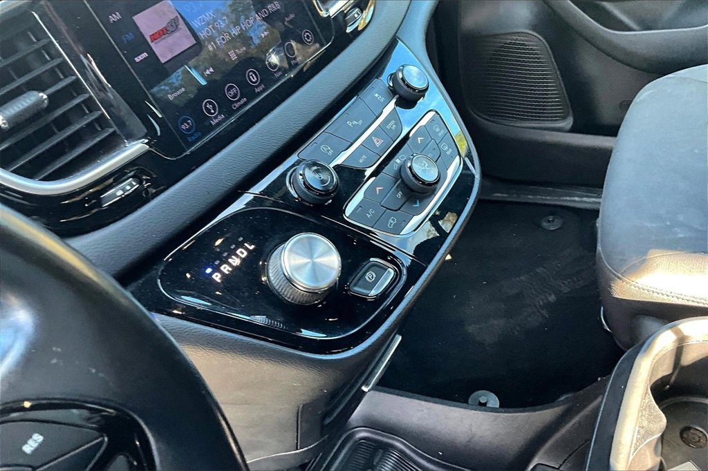 Used 2018 Chrysler Pacifica Touring Plus w/ S Appearance Package image 13