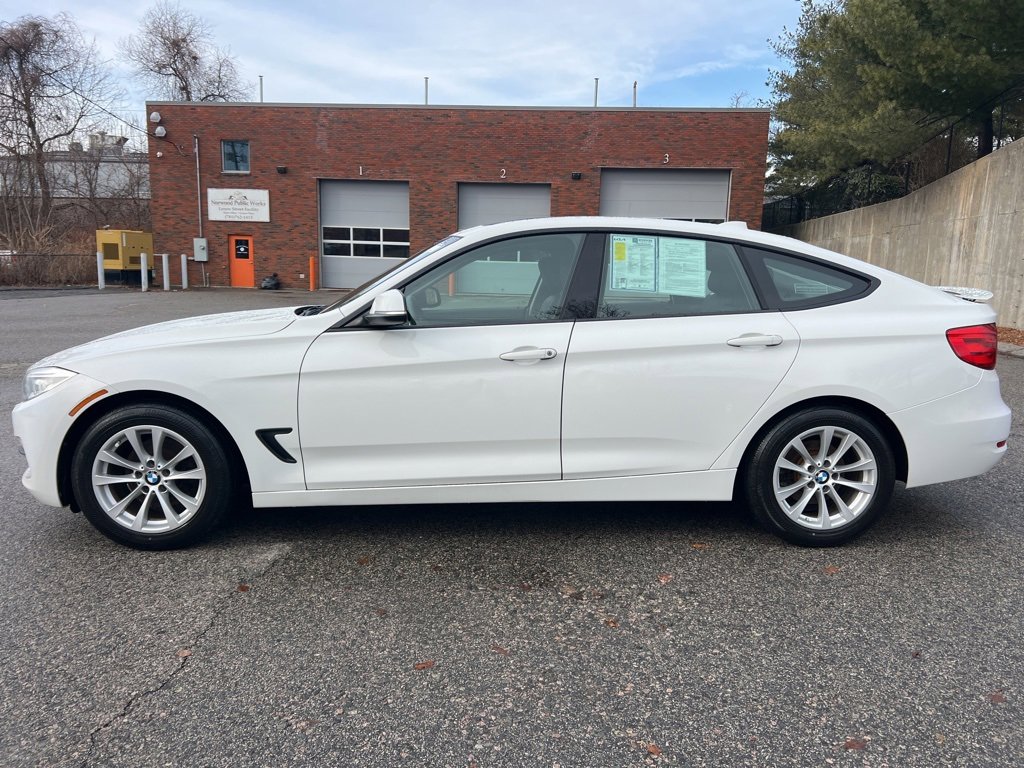 Used 2014 BMW 328i Gran Turismo xDrive image 2