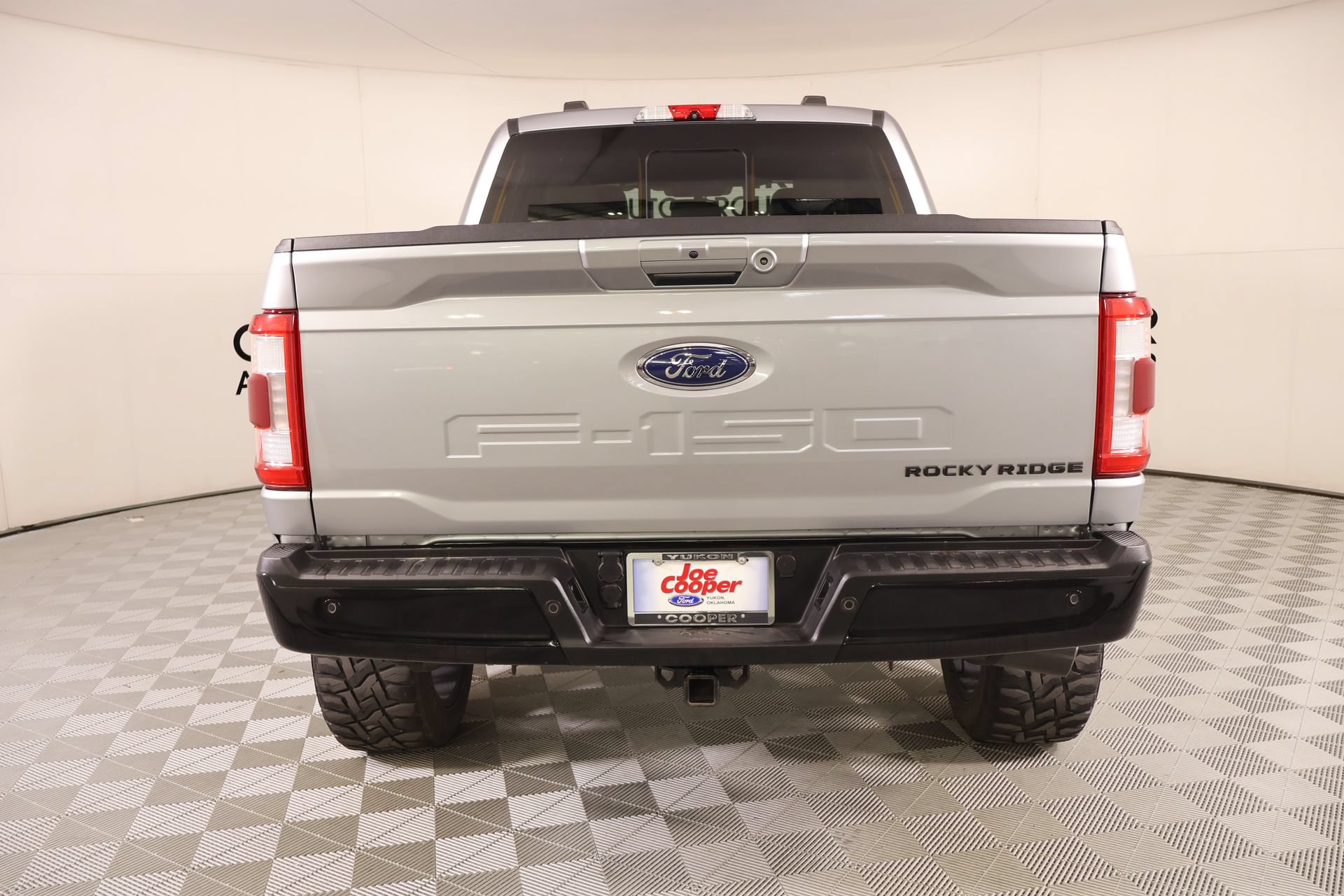 Used 2022 Ford F150 Lariat w/ Equipment Group 502A High AWD/4WD image 24