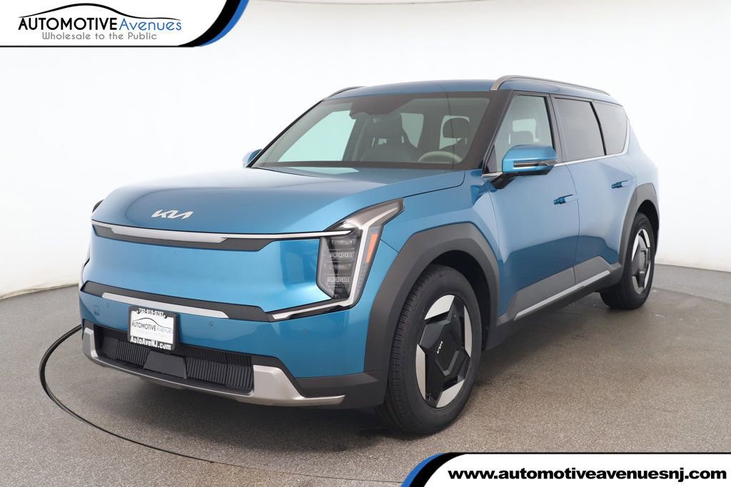 Used 2024 Kia EV9 Wind