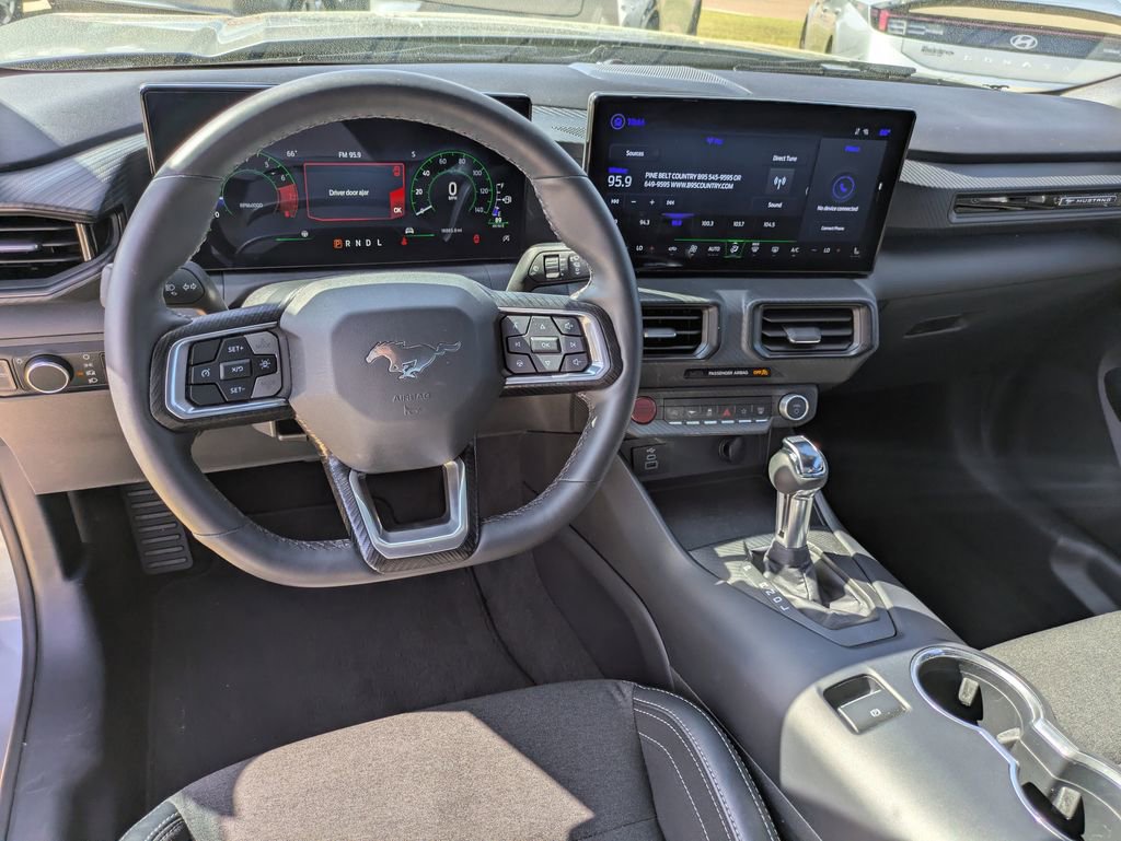 Used 2024 Ford Mustang EcoBoost image 10
