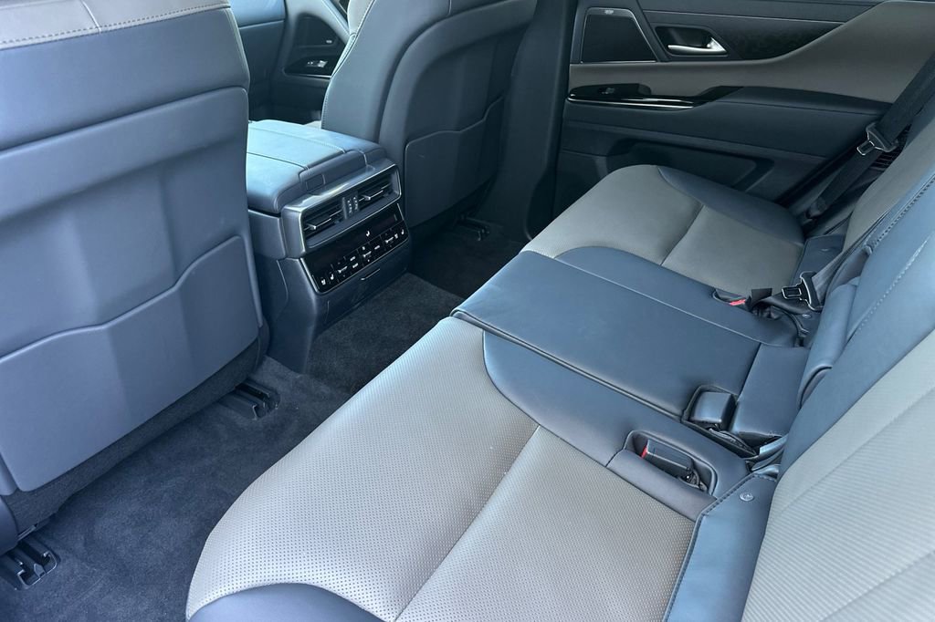 New 2026 Lexus LX 700h Overtrail image 12