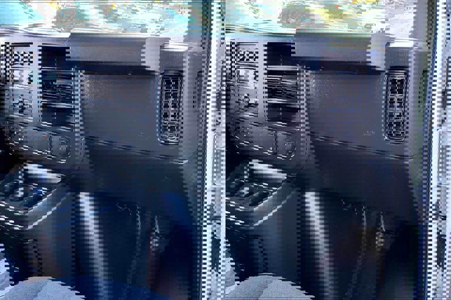 Used 2021 Chevrolet Express 2500 w/ Driver Convenience Package image 13