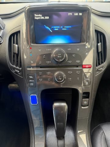 Used 2013 Chevrolet Volt Premium w/ Premium Trim Package FWD image 17