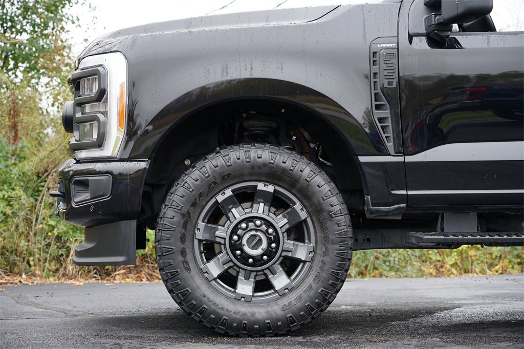 Used 2023 Ford F350 Lariat w/ Lariat Ultimate Package image 11