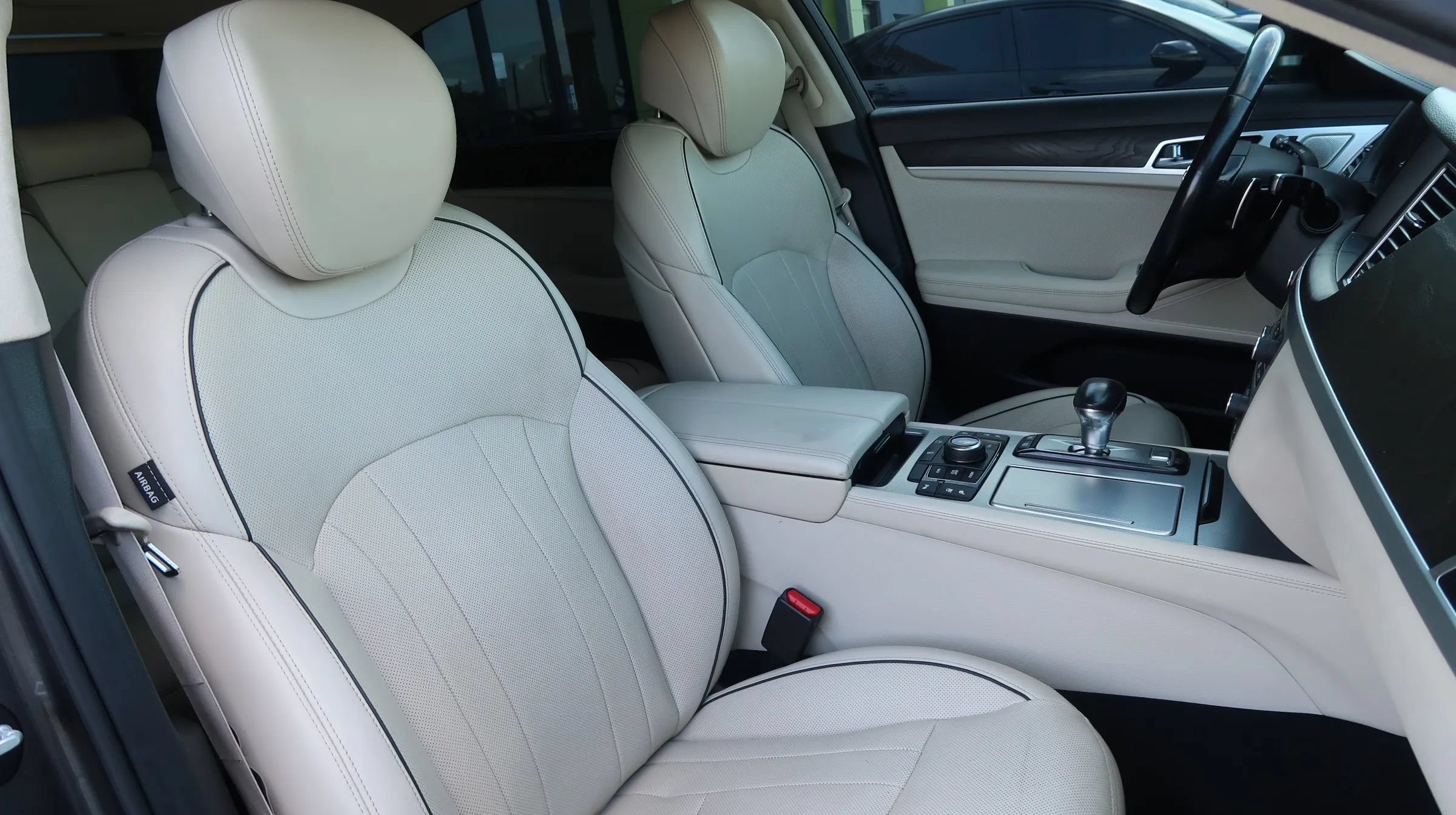 Used 2018 Genesis G80 5.0 Ultimate AWD/4WD image 27